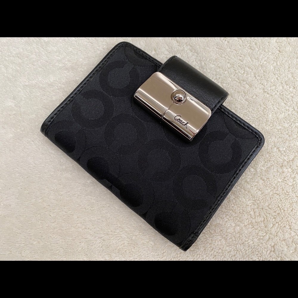 Coach Black Optic Signature Wallet EUC